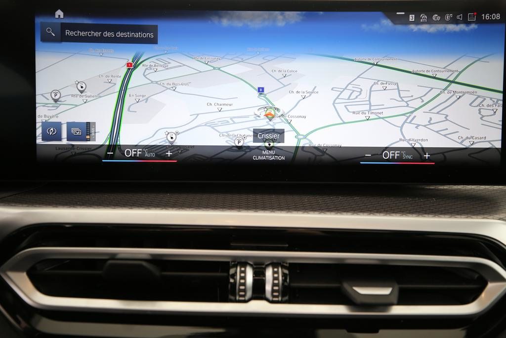 BMW 330e xDrive SAG Touring, Plug-in-Hybrid Petrol/Electric, Second hand / Used, Automatic - 7