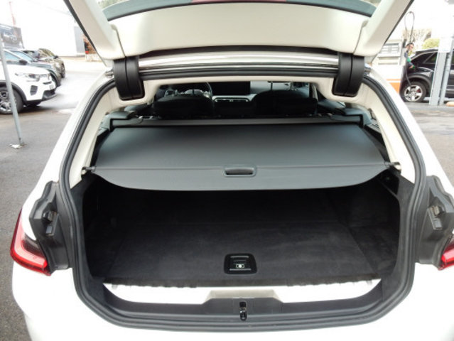 BMW 330e Steptronic, Second hand / Used, Automatic - 6