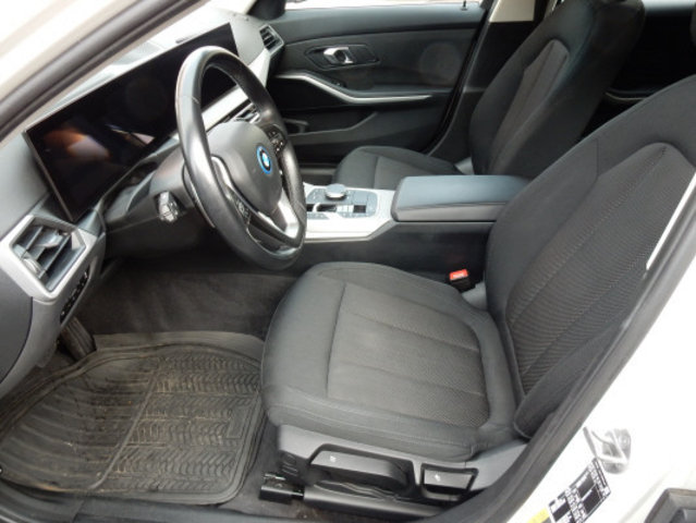 BMW 330e Steptronic, Second hand / Used, Automatic - 7