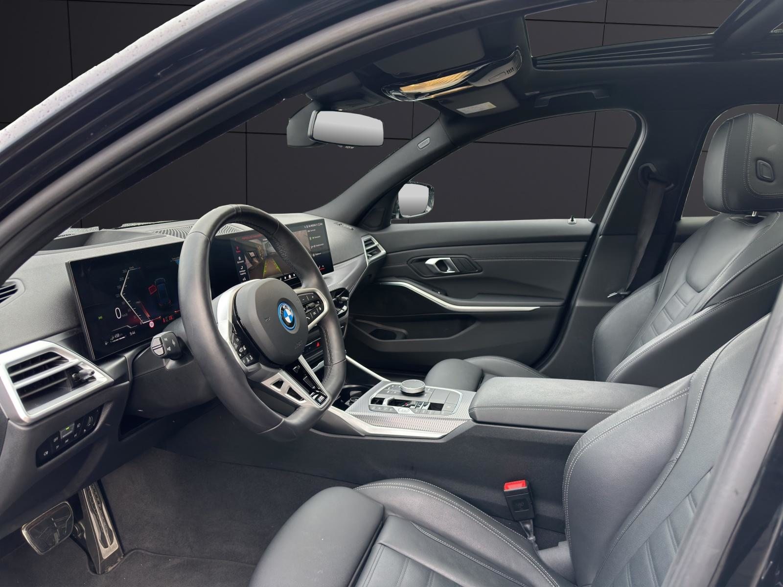 BMW 330e xDrive Touring M Sport, Hybride Rechargeable Essence/Électricité, Occasion / Utilisé, Automatique - 2