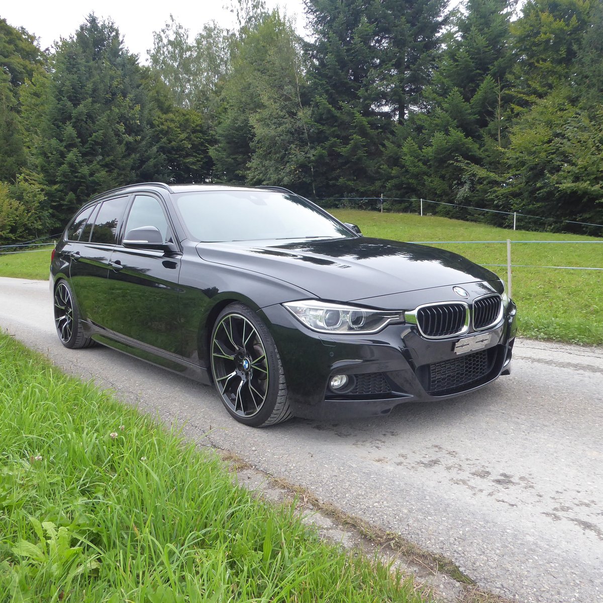 BMW 330d Touring Steptronic, Diesel, Occasion / Gebraucht, Automatik - 2
