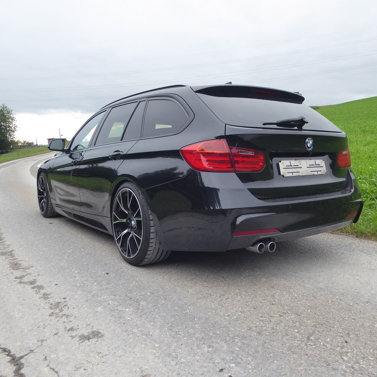 BMW 330d Touring Steptronic, Diesel, Occasion / Gebraucht, Automatik - 4