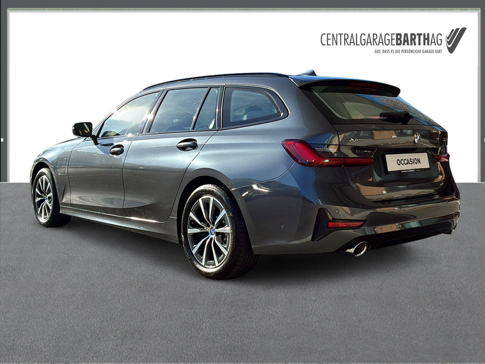 BMW 330e, Hybride Rechargeable Essence/Électricité, Occasion / Utilisé, Automatique - 6