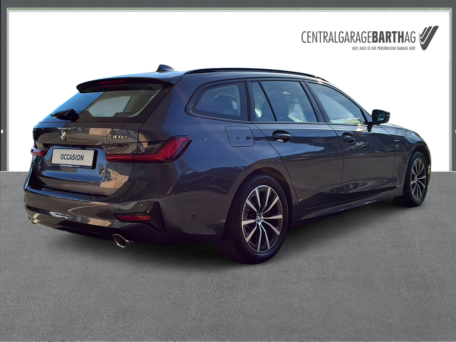 BMW 330e, Hybride Rechargeable Essence/Électricité, Occasion / Utilisé, Automatique - 7