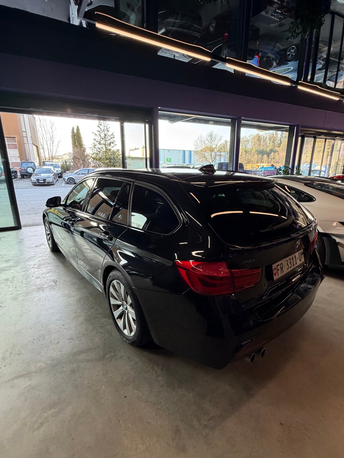 BMW 330d Touring M Sport Line Steptronic, Diesel, Occasion / Gebraucht, Automatik - 3