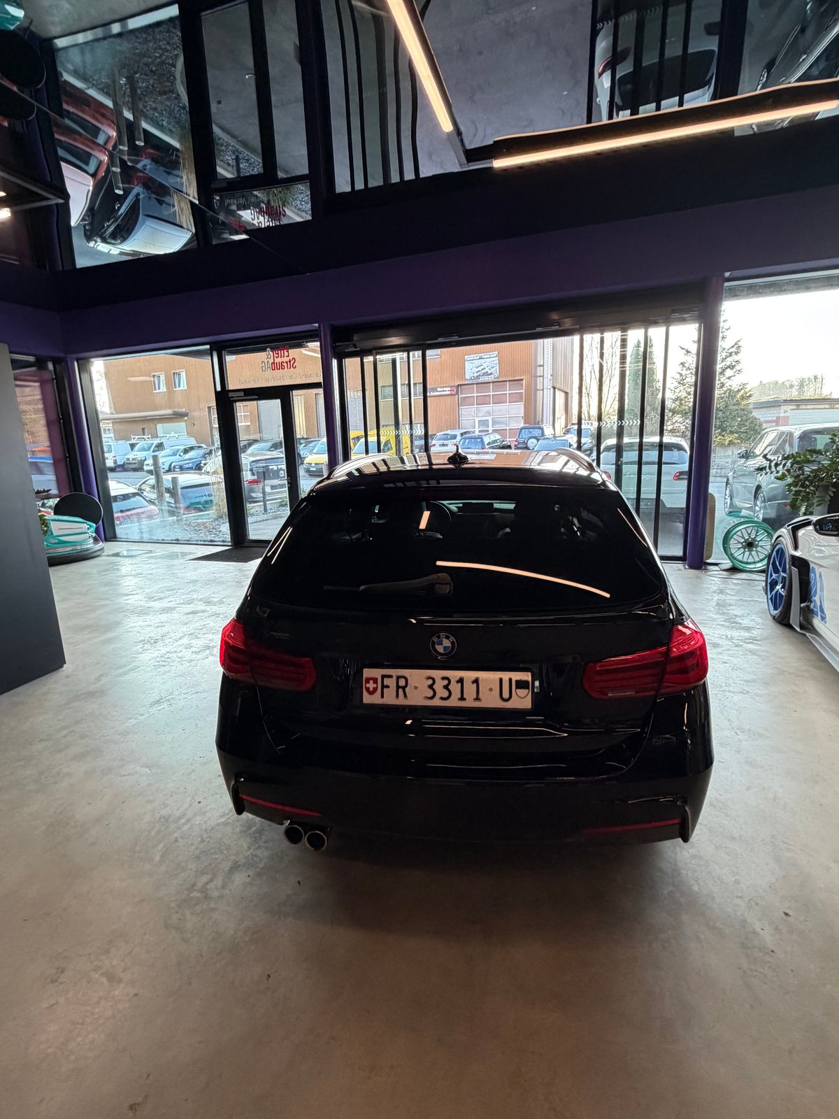 BMW 330d Touring M Sport Line Steptronic, Diesel, Occasion / Gebraucht, Automatik - 7