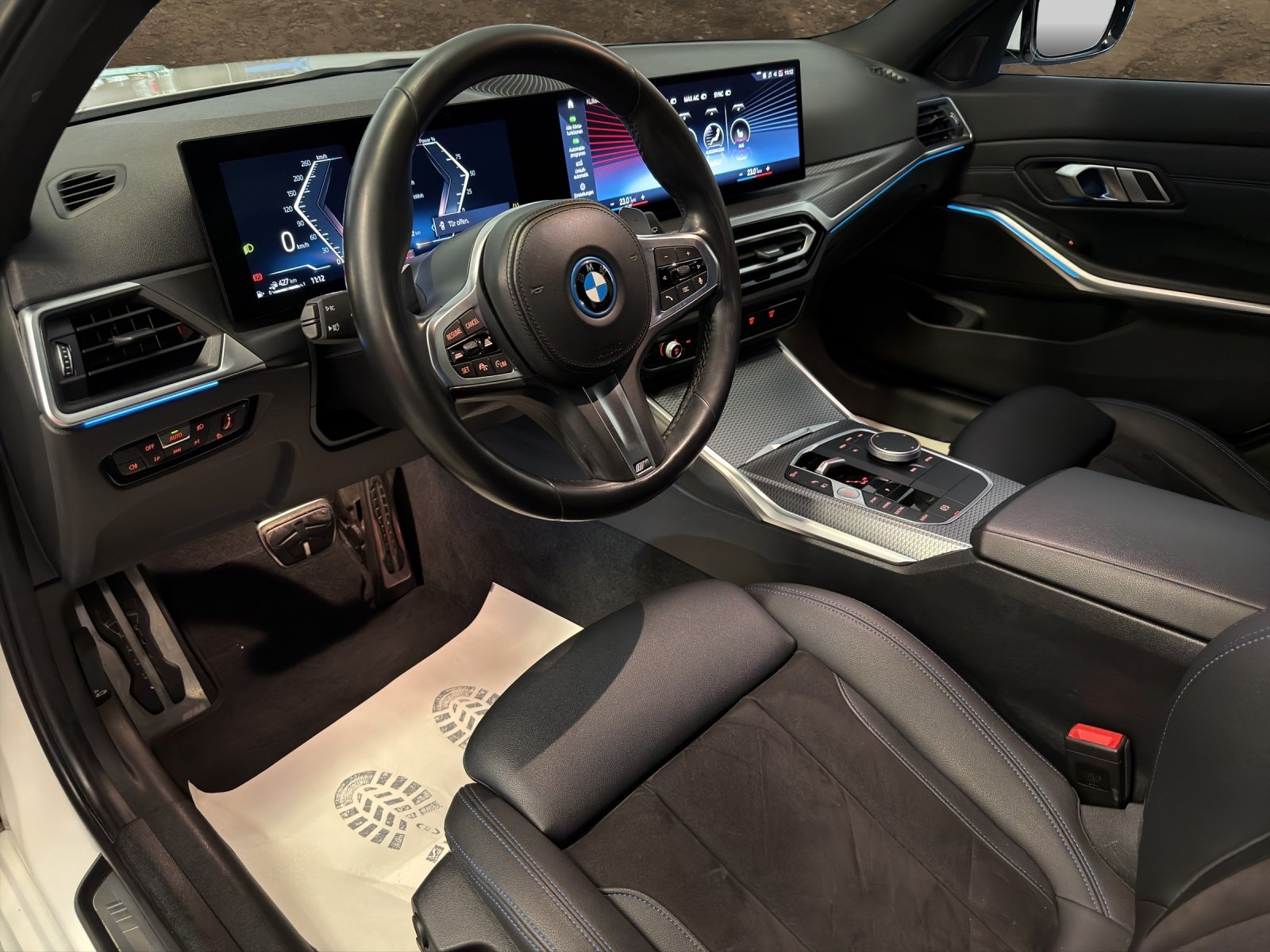 BMW 330e x DriveTouring Steptronic M Sport, Plug-in-Hybrid Benzina/Elettrica, Occasioni / Usate, Automatico - 4