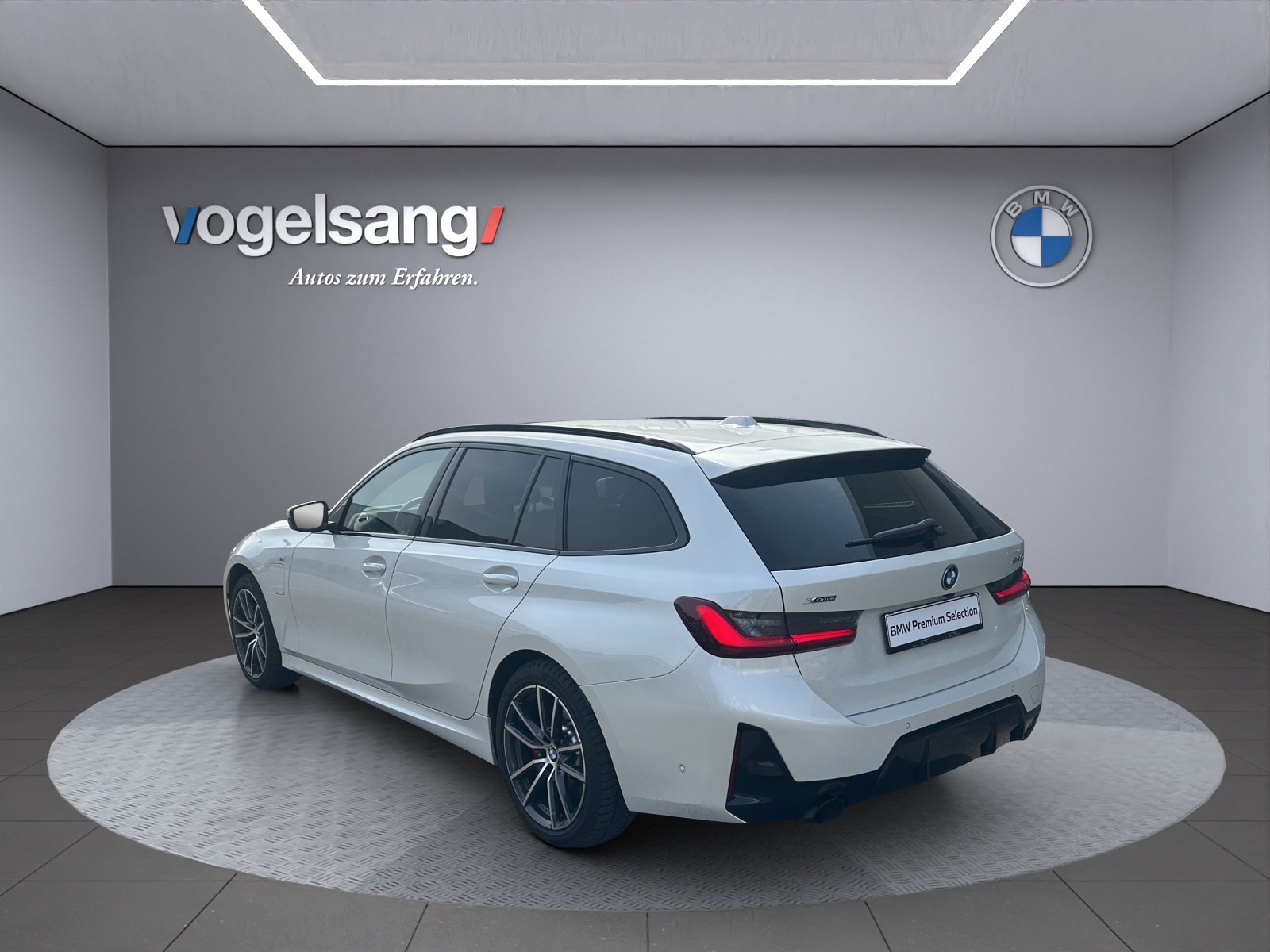 BMW 330e x DriveTouring Steptronic M Sport Pro, Hybride Rechargeable Essence/Électricité, Occasion / Utilisé, Automatique - 5