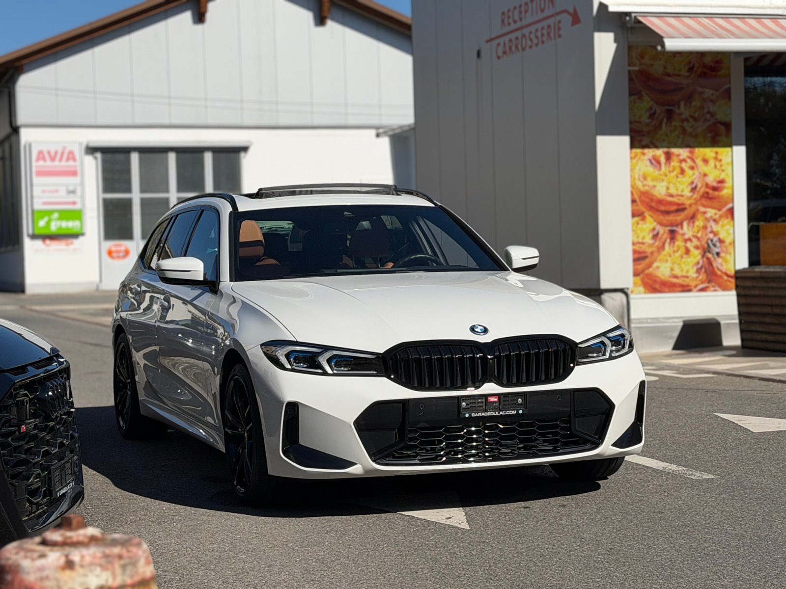 BMW 330e x DriveTouring Steptronic M Sport, Hybride Rechargeable Essence/Électricité, Occasion / Utilisé, Automatique - 3