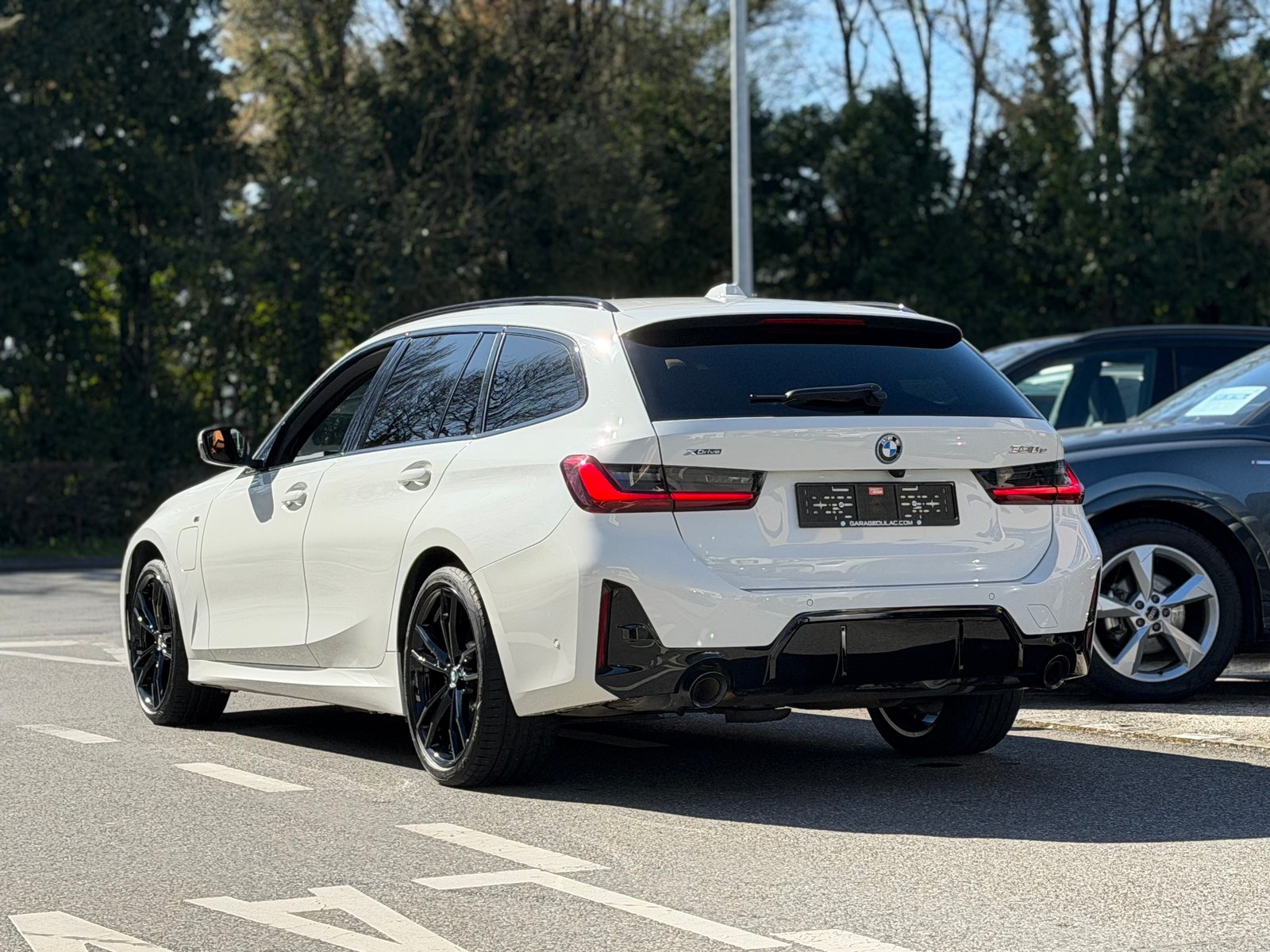 BMW 330e x DriveTouring Steptronic M Sport, Hybride Rechargeable Essence/Électricité, Occasion / Utilisé, Automatique - 7