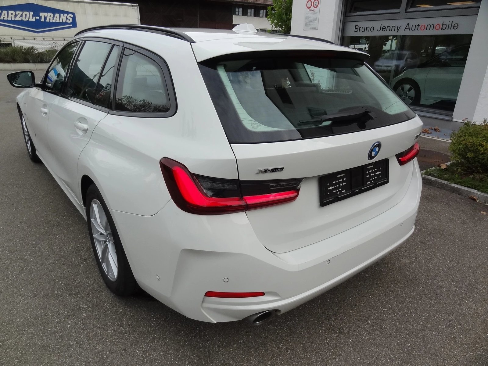 BMW 330e x DriveTouring Steptronic, Plug-in-Hybrid Benzina/Elettrica, Occasioni / Usate, Automatico - 3