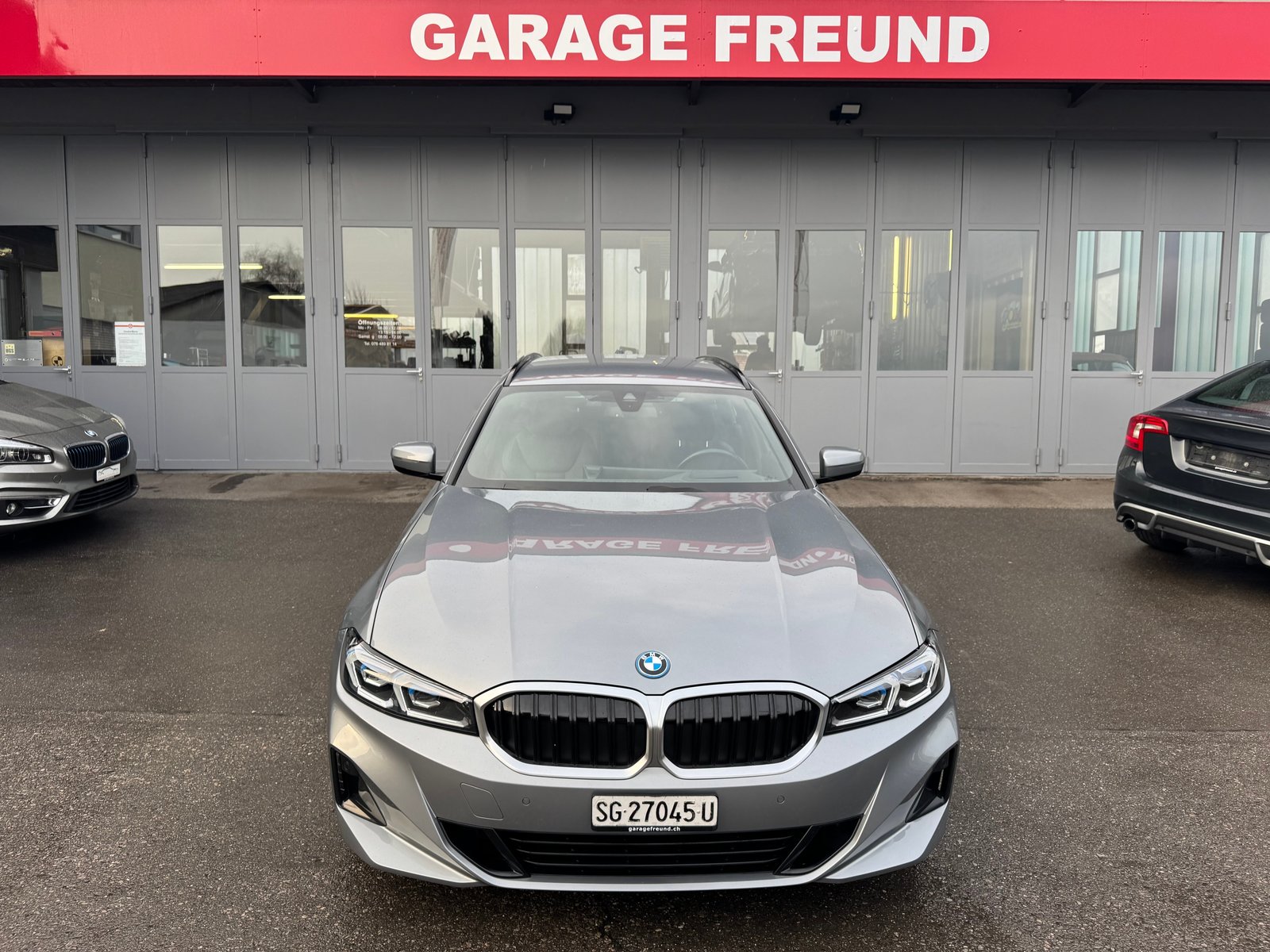 BMW 330e x DriveTouring Steptronic, Hybride Rechargeable Essence/Électricité, Occasion / Utilisé, Automatique - 5