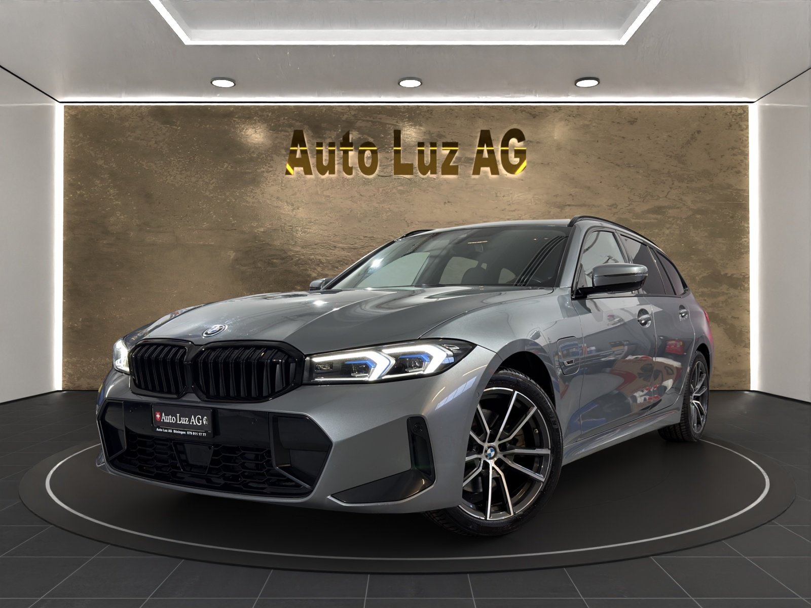 BMW 330e Steptronic M Sport