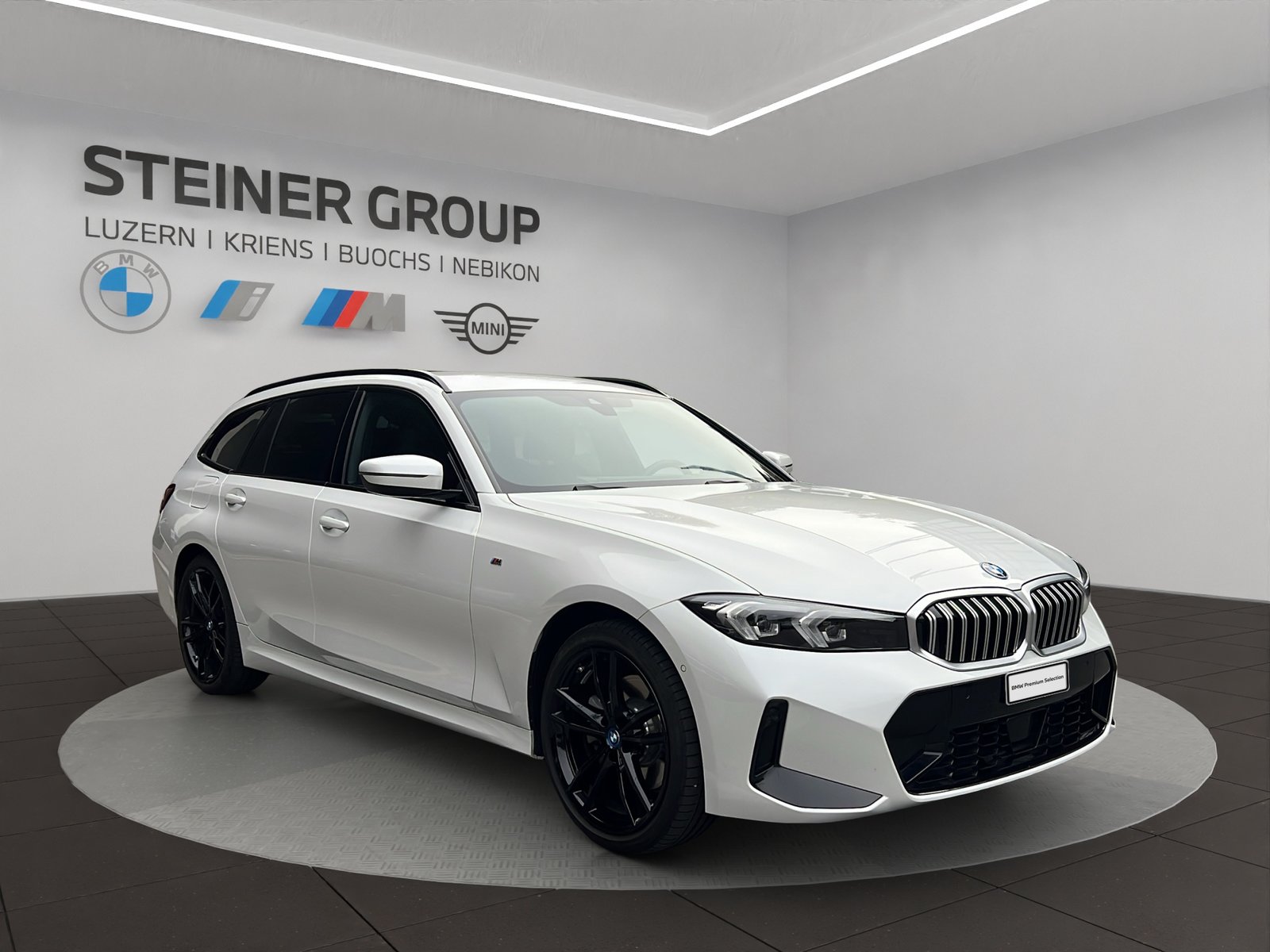 BMW 330e x DriveTouring Steptronic M Sport, Hybride Rechargeable Essence/Électricité, Occasion / Utilisé, Automatique - 3