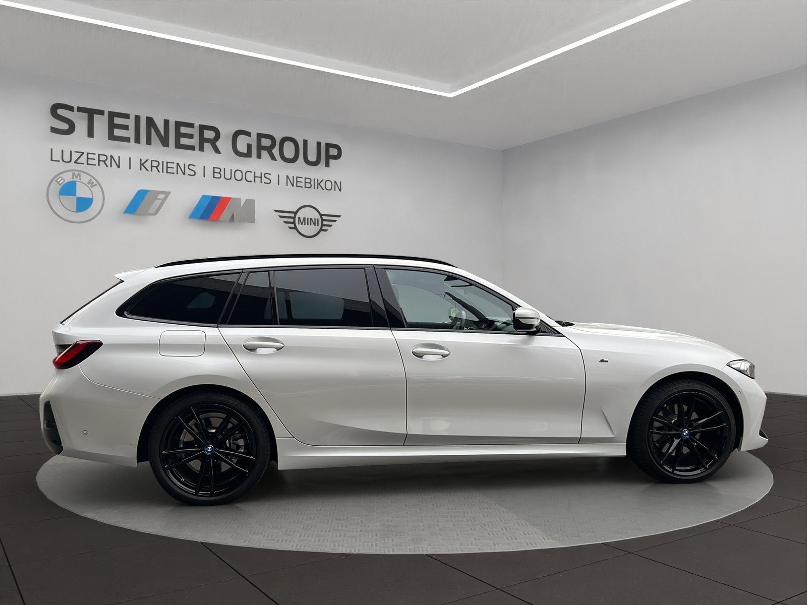 BMW 330e x DriveTouring Steptronic M Sport, Hybride Rechargeable Essence/Électricité, Occasion / Utilisé, Automatique - 5