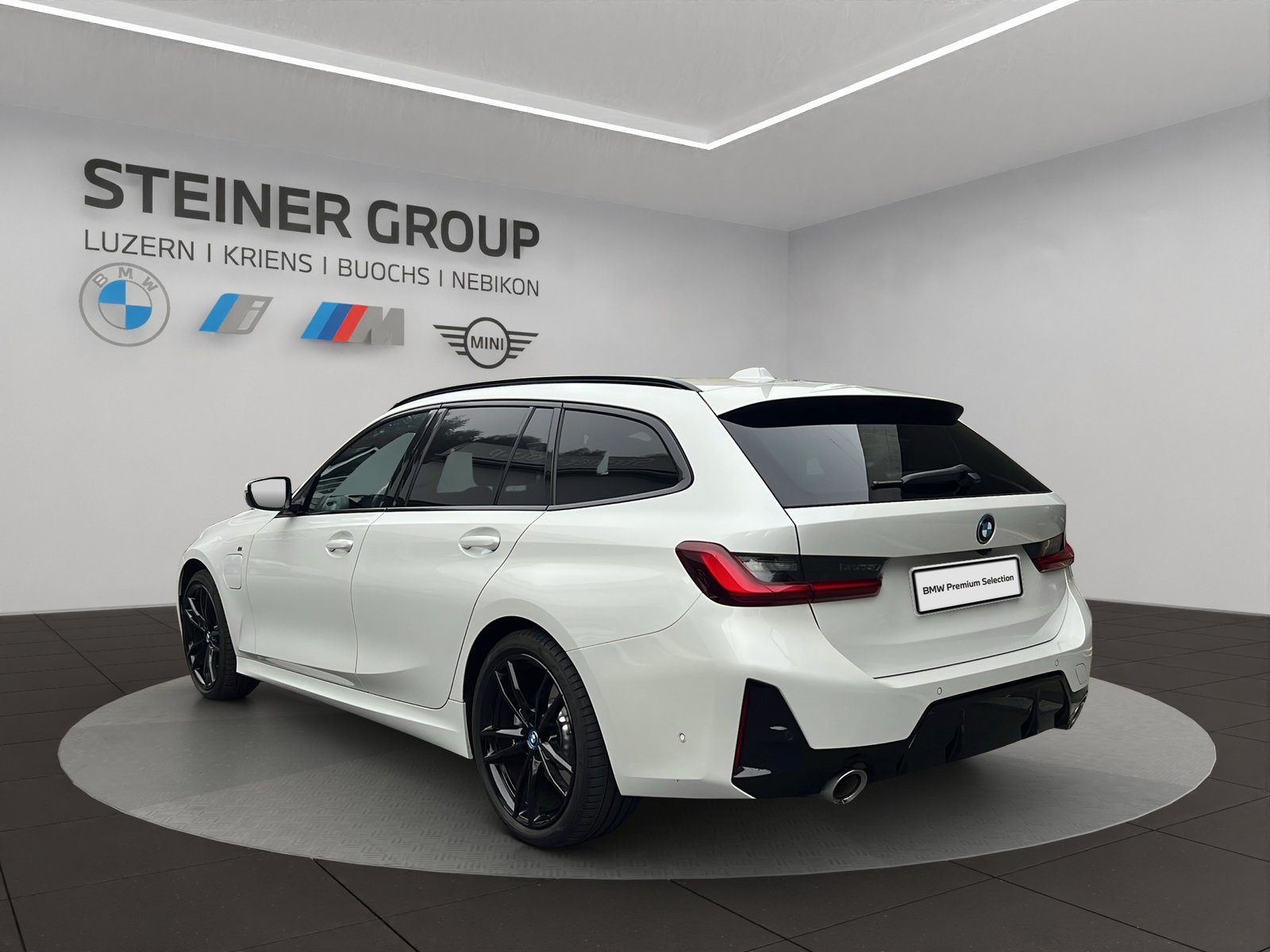 BMW 330e x DriveTouring Steptronic M Sport, Hybride Rechargeable Essence/Électricité, Occasion / Utilisé, Automatique - 6