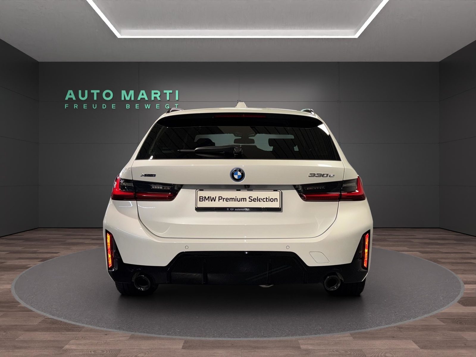 BMW 330e xDrive Touring M Sport, Hybride Rechargeable Essence/Électricité, Occasion / Utilisé, Automatique - 4