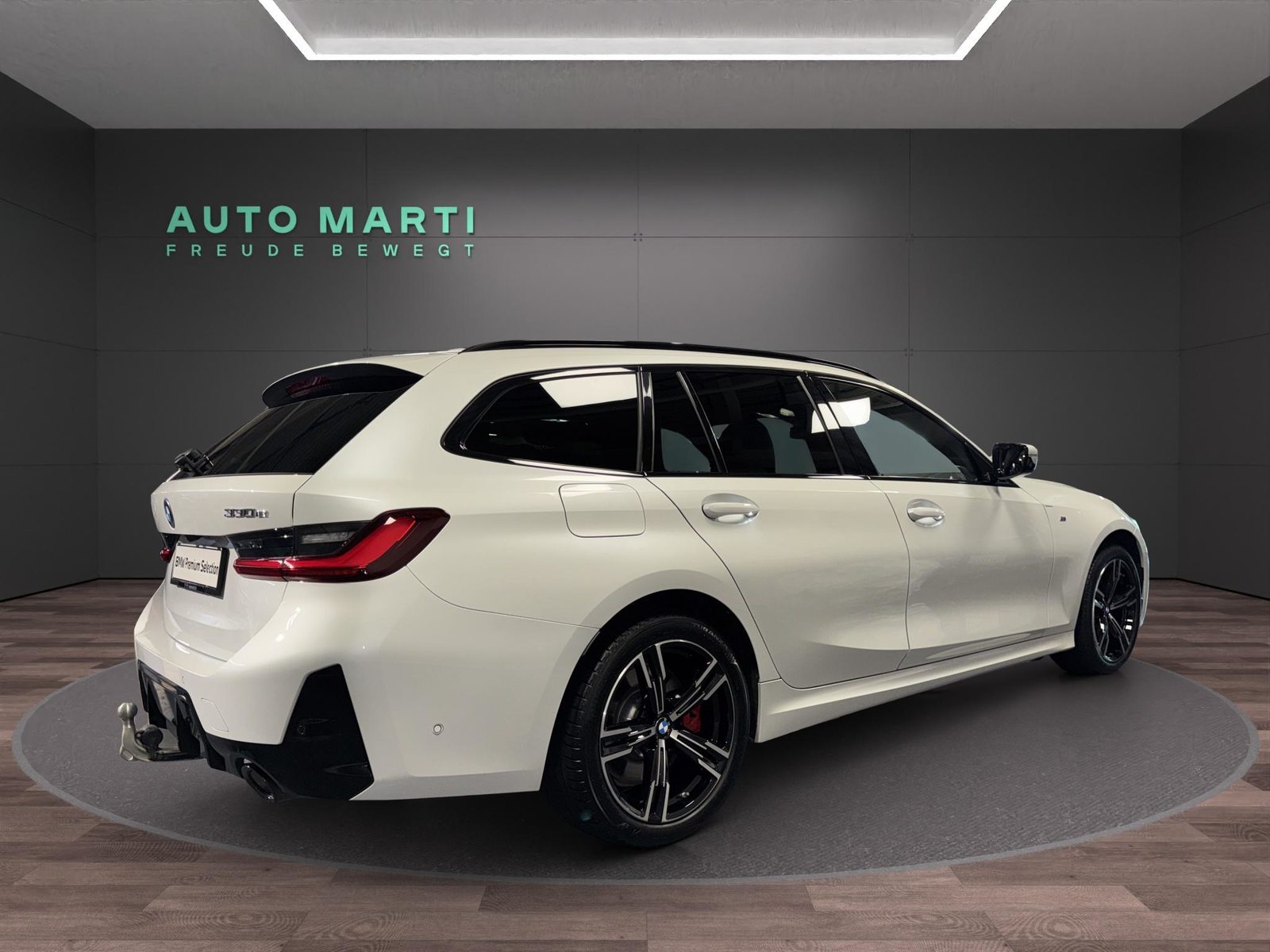 BMW 330e xDrive Touring M Sport, Hybride Rechargeable Essence/Électricité, Occasion / Utilisé, Automatique - 5