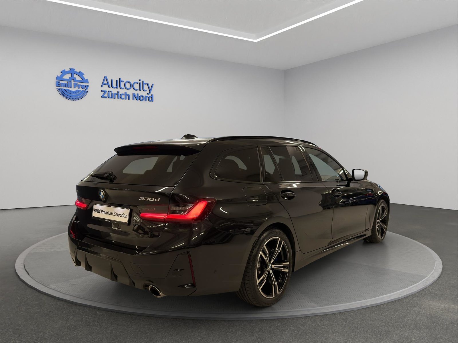 BMW 330d xDrive 48V Touring, Mild-Hybrid Diesel/Elektro, Occasion / Gebraucht, Automatik - 2