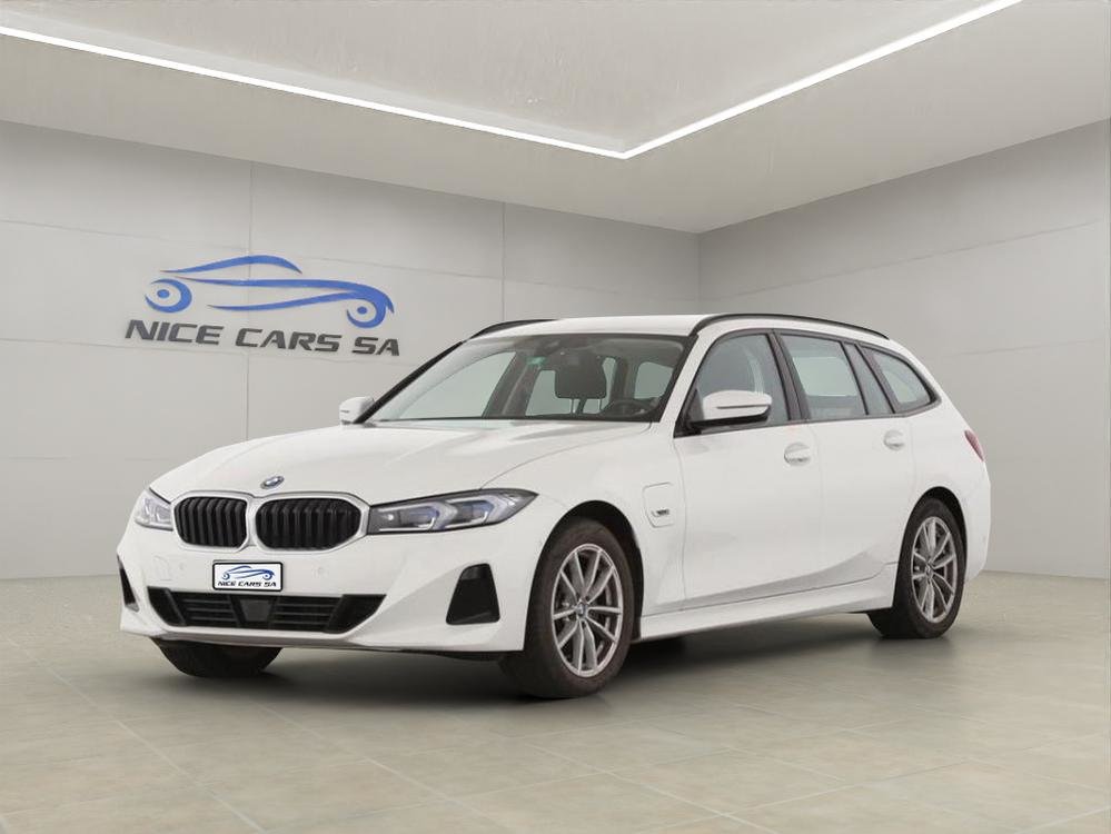 BMW 330e x DriveTouring Steptronic