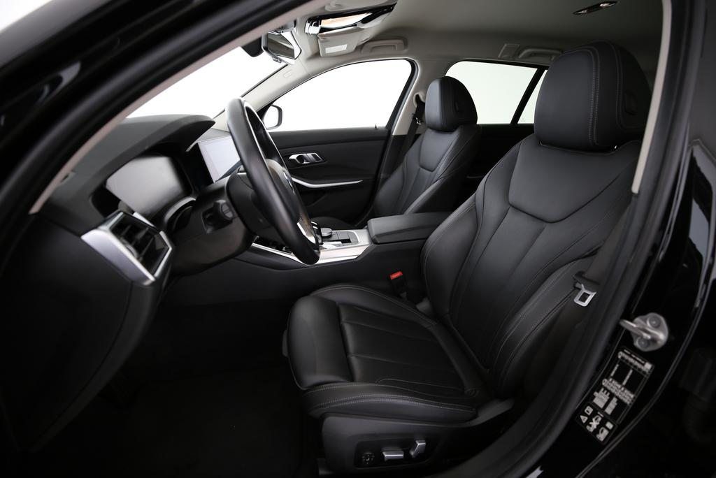 BMW 330i xDrive Touring, Benzina, Occasioni / Usate, Automatico - 3