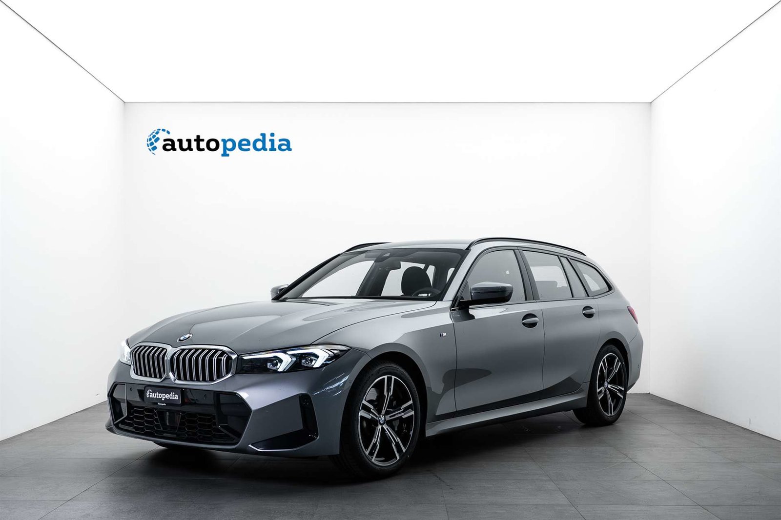 BMW 330i Touring M-Sport 245PS Steptronic Automat