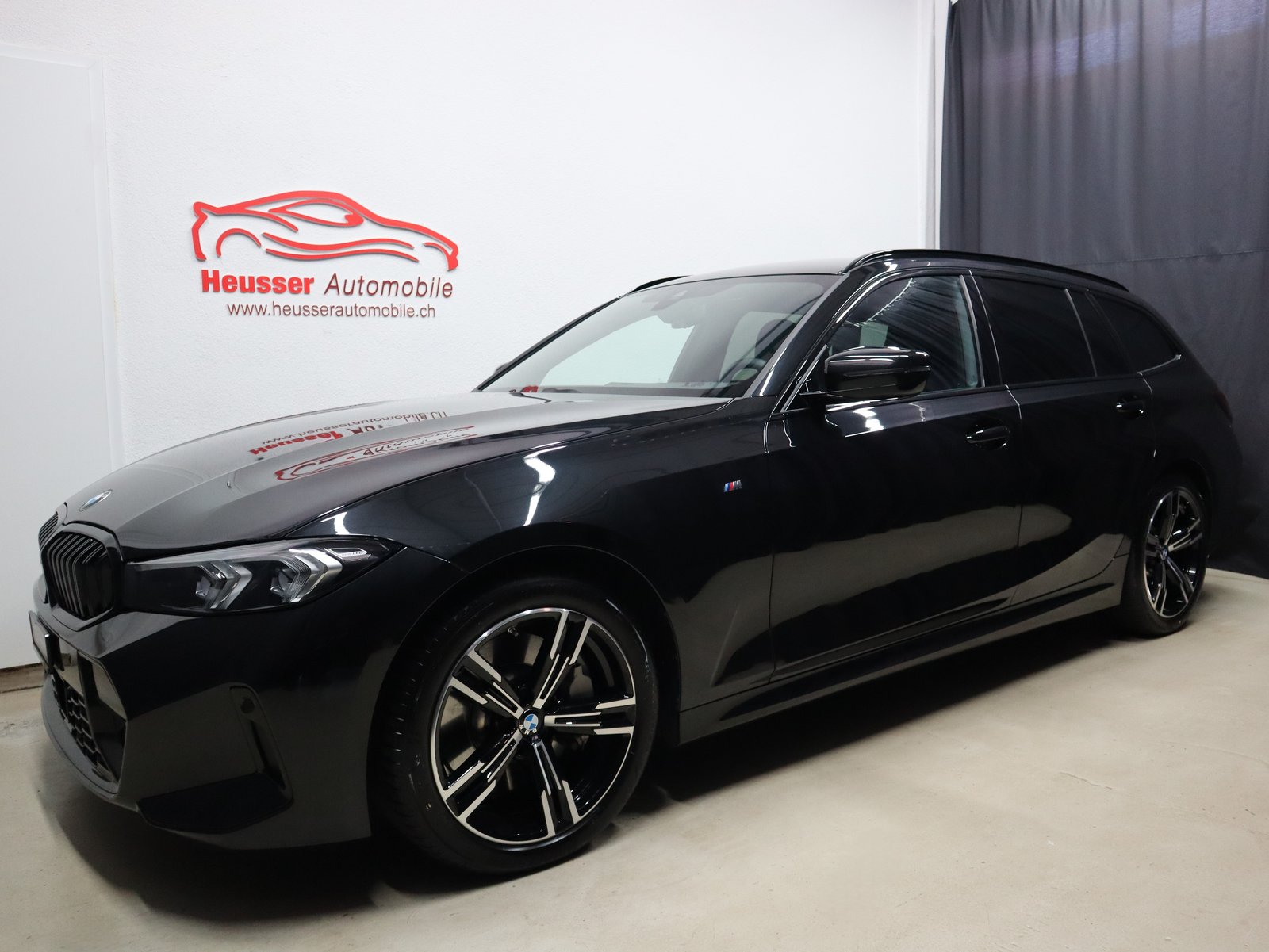 BMW 330i Touring Steptronic M Sport - Live Cockpit -, Petrol, Second hand / Used, Automatic - 2