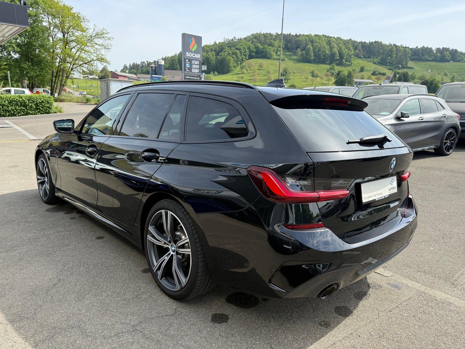 BMW 330e x DriveTouring M Sport Steptronic, Plug-in-Hybrid Benzin/Elektro, Occasion / Gebraucht, Automatik - 6