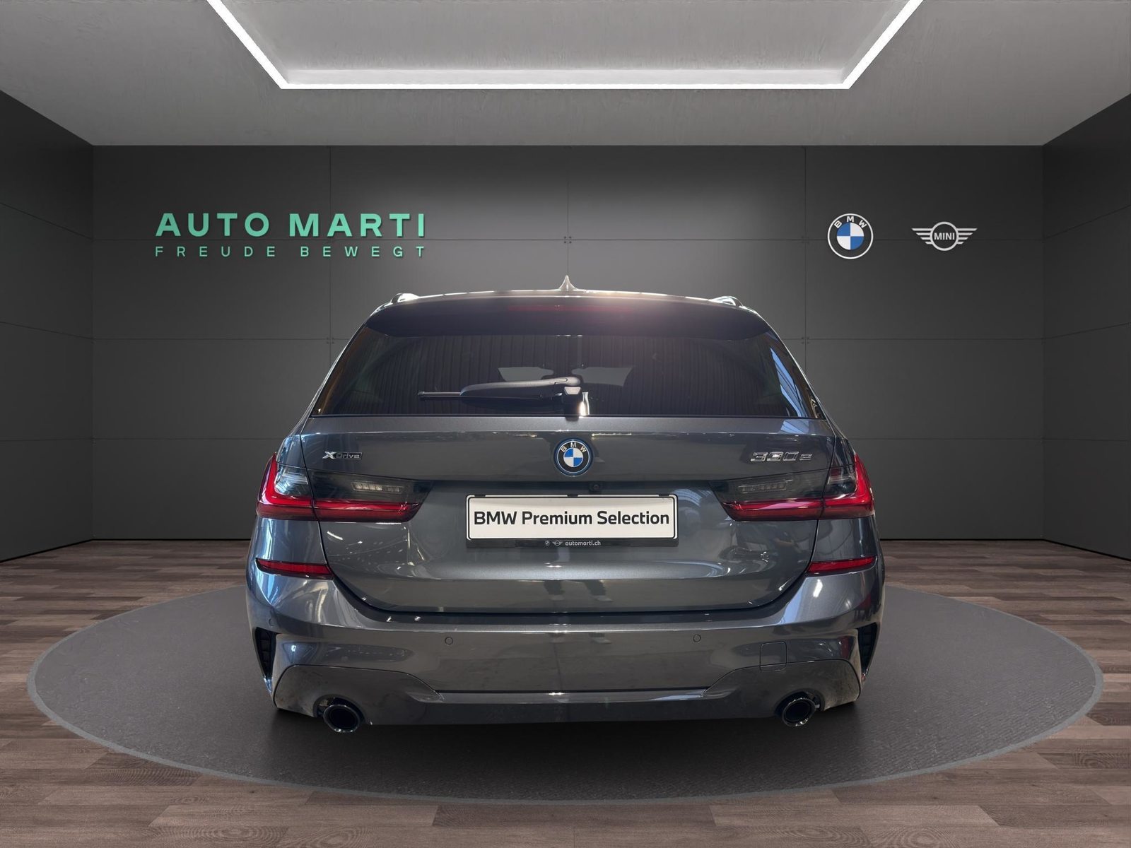 BMW 330e xDrive Touring M Sport, Hybride Rechargeable Essence/Électricité, Occasion / Utilisé, Automatique - 4