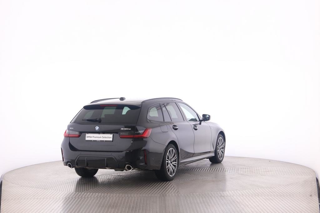 BMW 330e xDrive SAG Touring, Plug-in-Hybrid Petrol/Electric, Second hand / Used, Automatic - 2