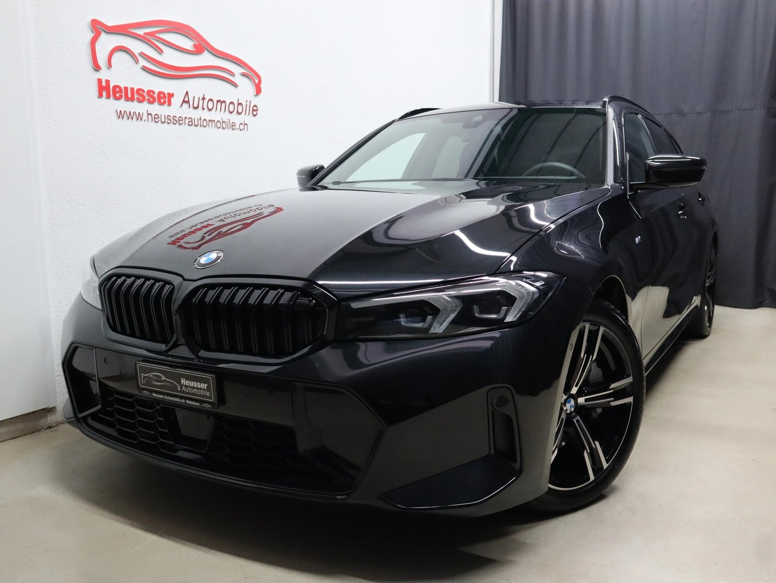 BMW 330i Touring Steptronic M Sport - Live Cockpit -