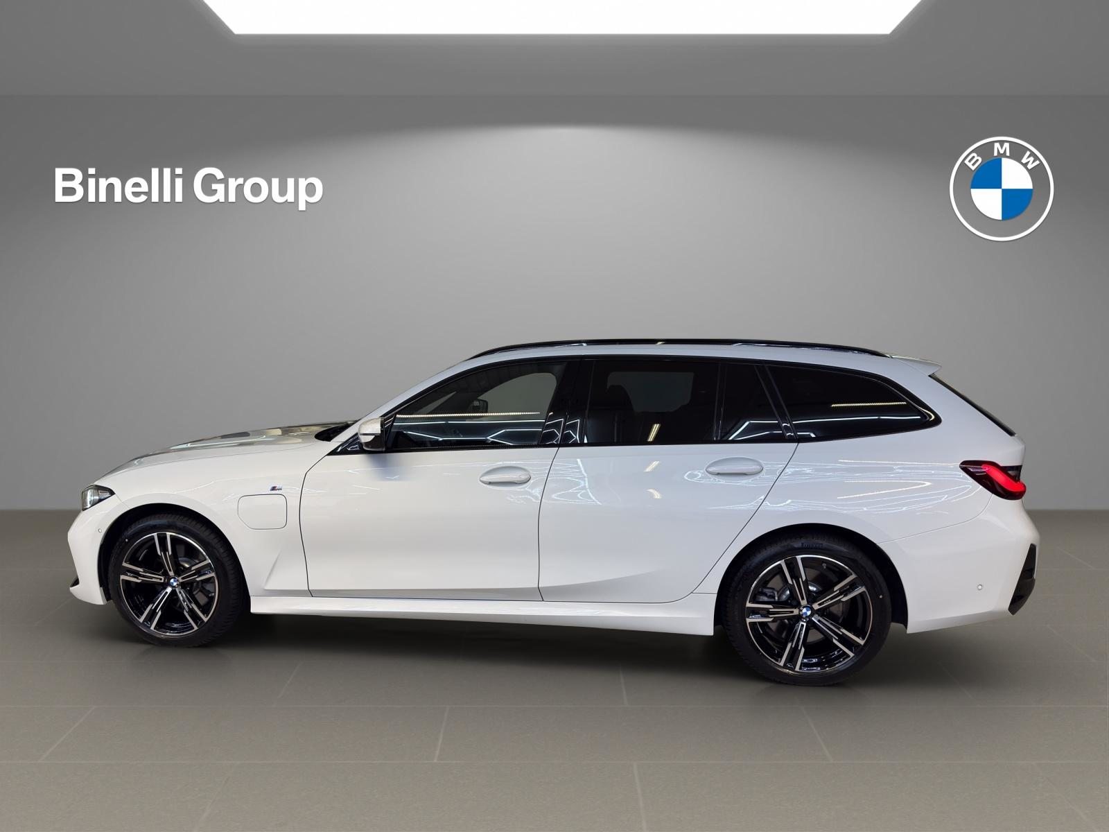 BMW 330e xDrive Touring M-SportPaket, Plug-in-Hybrid Petrol/Electric, Second hand / Used, Automatic - 3