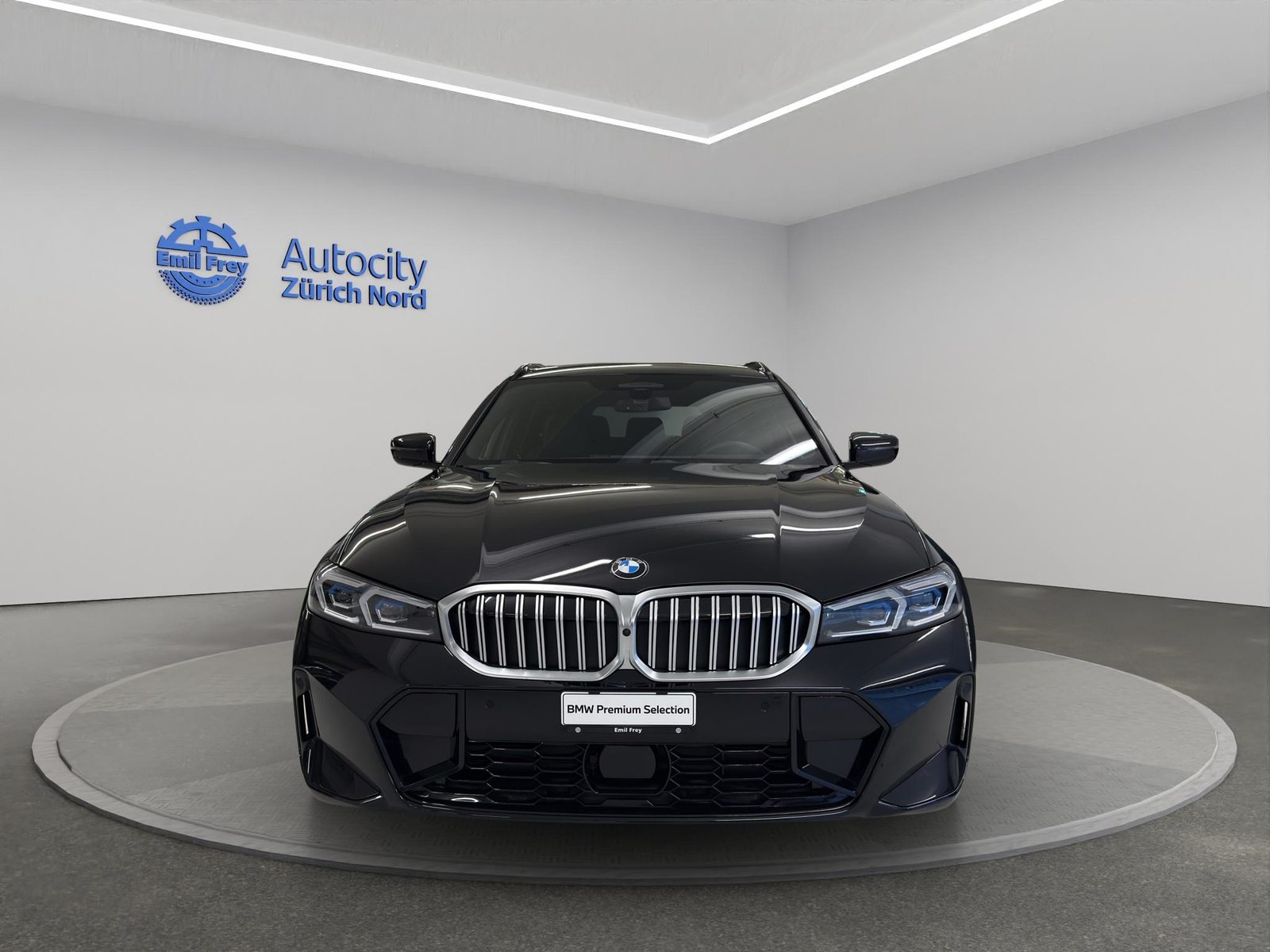 BMW 330d xDrive 48V Touring, Mild-Hybrid Diesel/Electric, Second hand / Used, Automatic - 7
