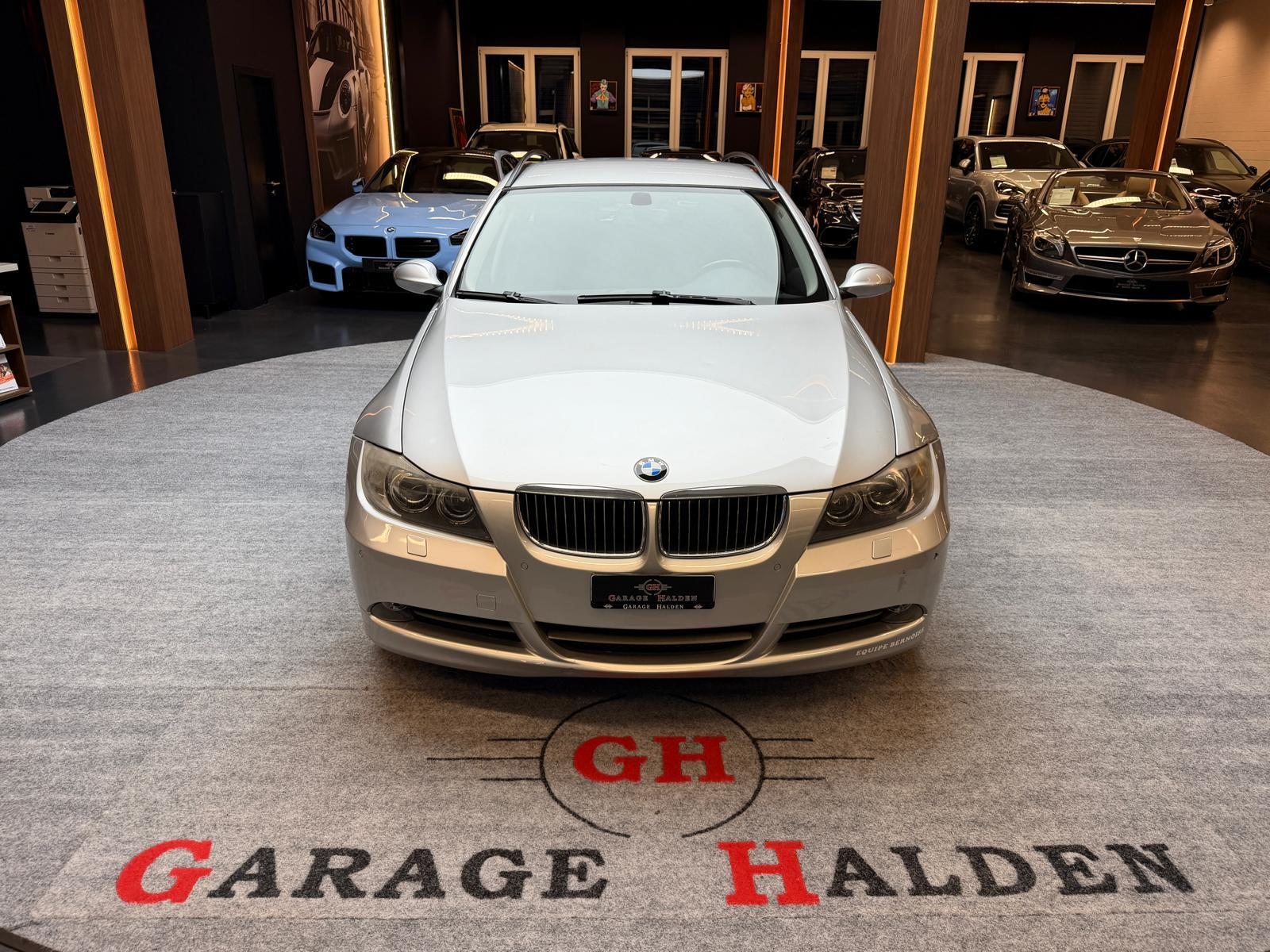 BMW 330xi Touring, Benzina, Occasioni / Usate, Automatico - 3