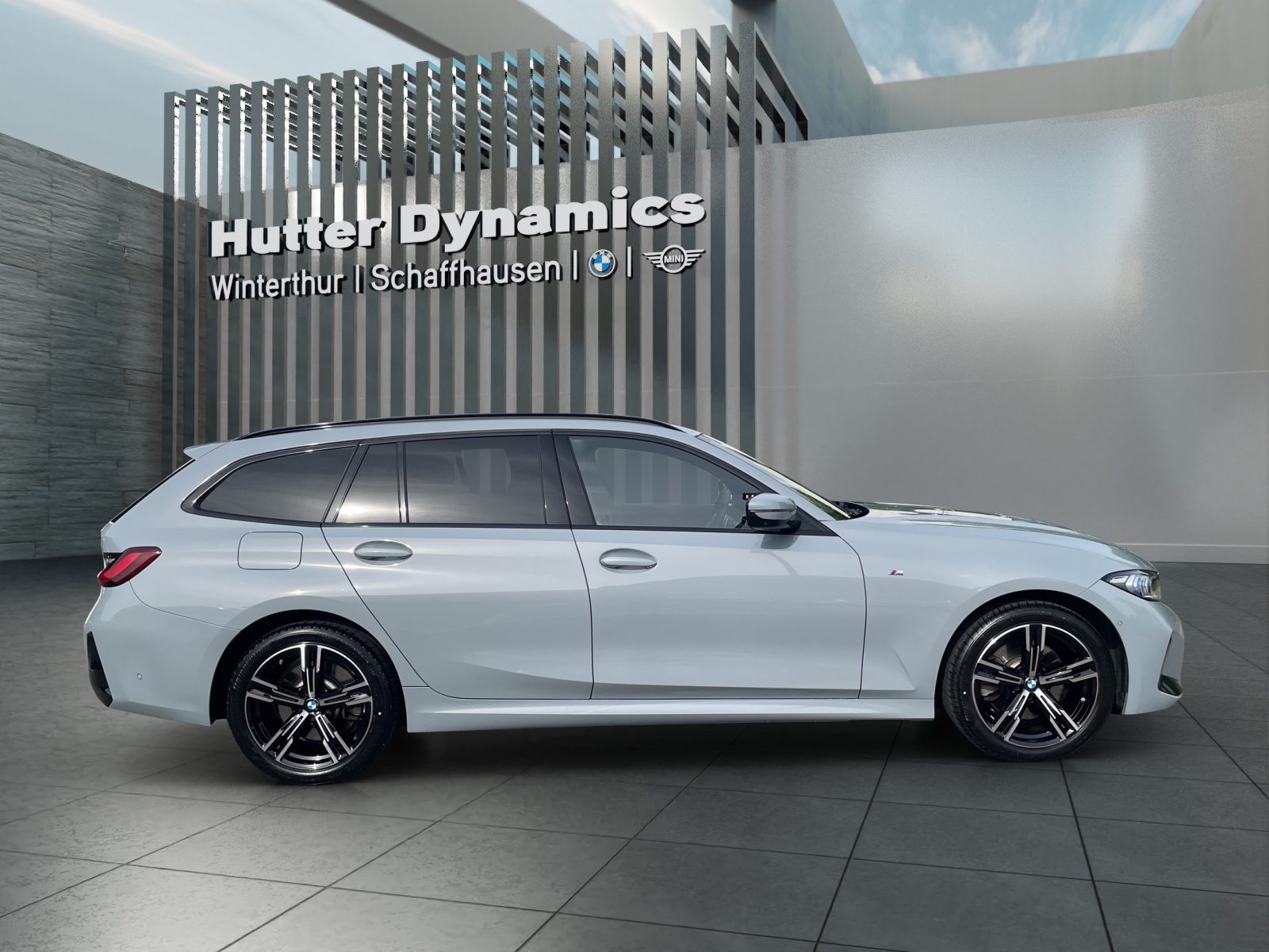 BMW 330e xDrive Touring M Sportpaket, Plug-in-Hybrid Petrol/Electric, Second hand / Used, Automatic - 5