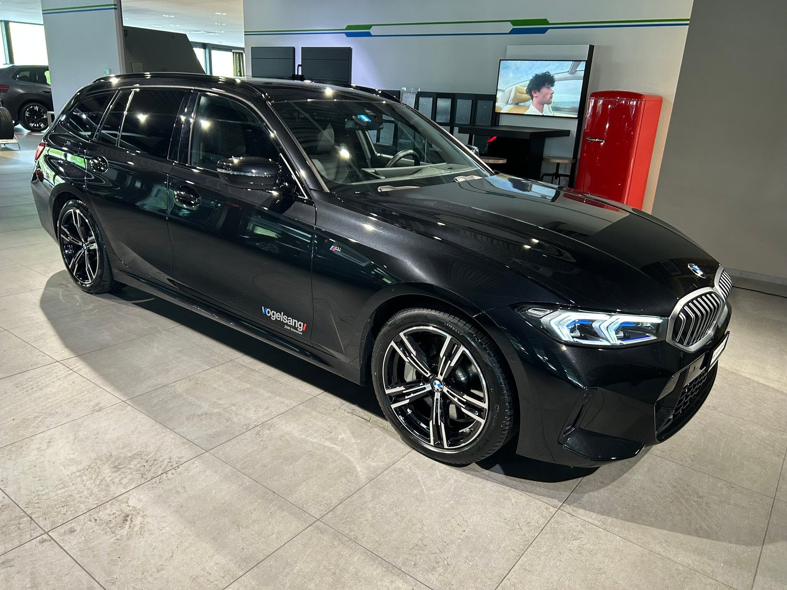 BMW 330d 48V Touring Steptronic M Sport