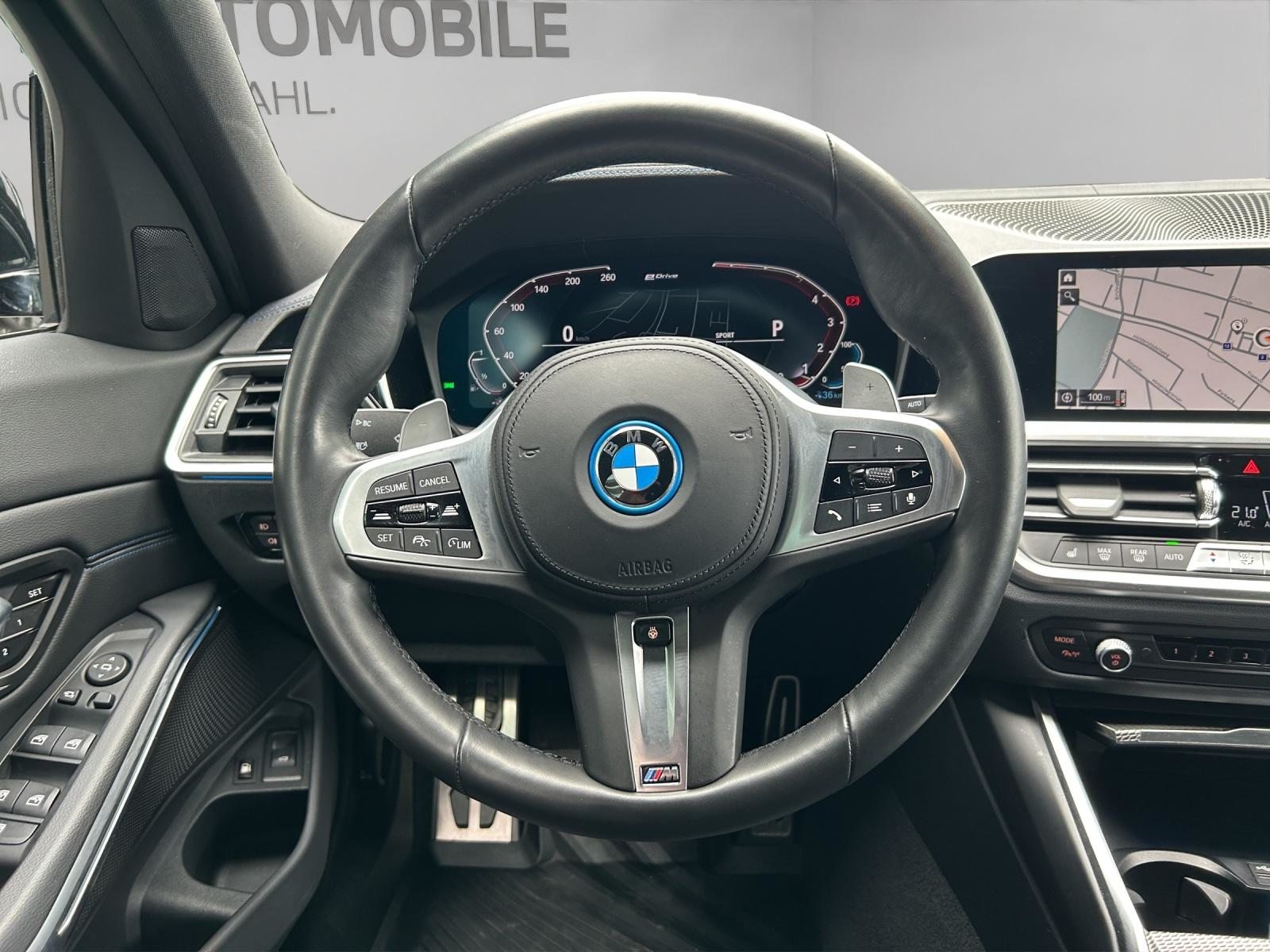 BMW 330e xDrive SAG Touring, Plug-in-Hybrid Benzina/Elettrica, Occasioni / Usate, Automatico - 6