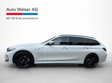 BMW 330e xDrive SAG Touring, Plug-in-Hybrid Petrol/Electric, Second hand / Used, Automatic - 2