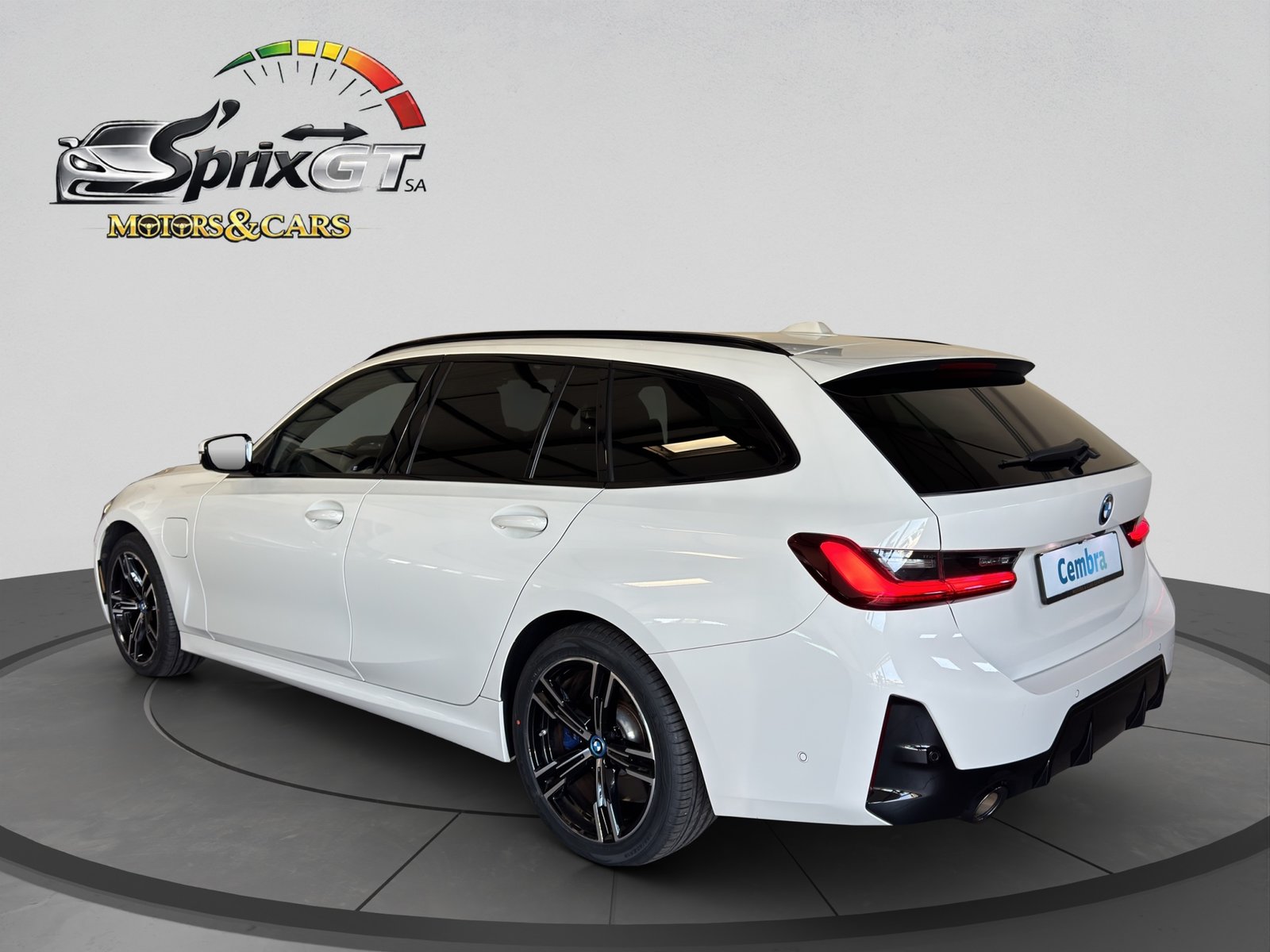 BMW 330e x DriveTouring Steptronic M Sport, Plug-in-Hybrid Benzin/Elektro, Occasion / Gebraucht, Automatik - 3