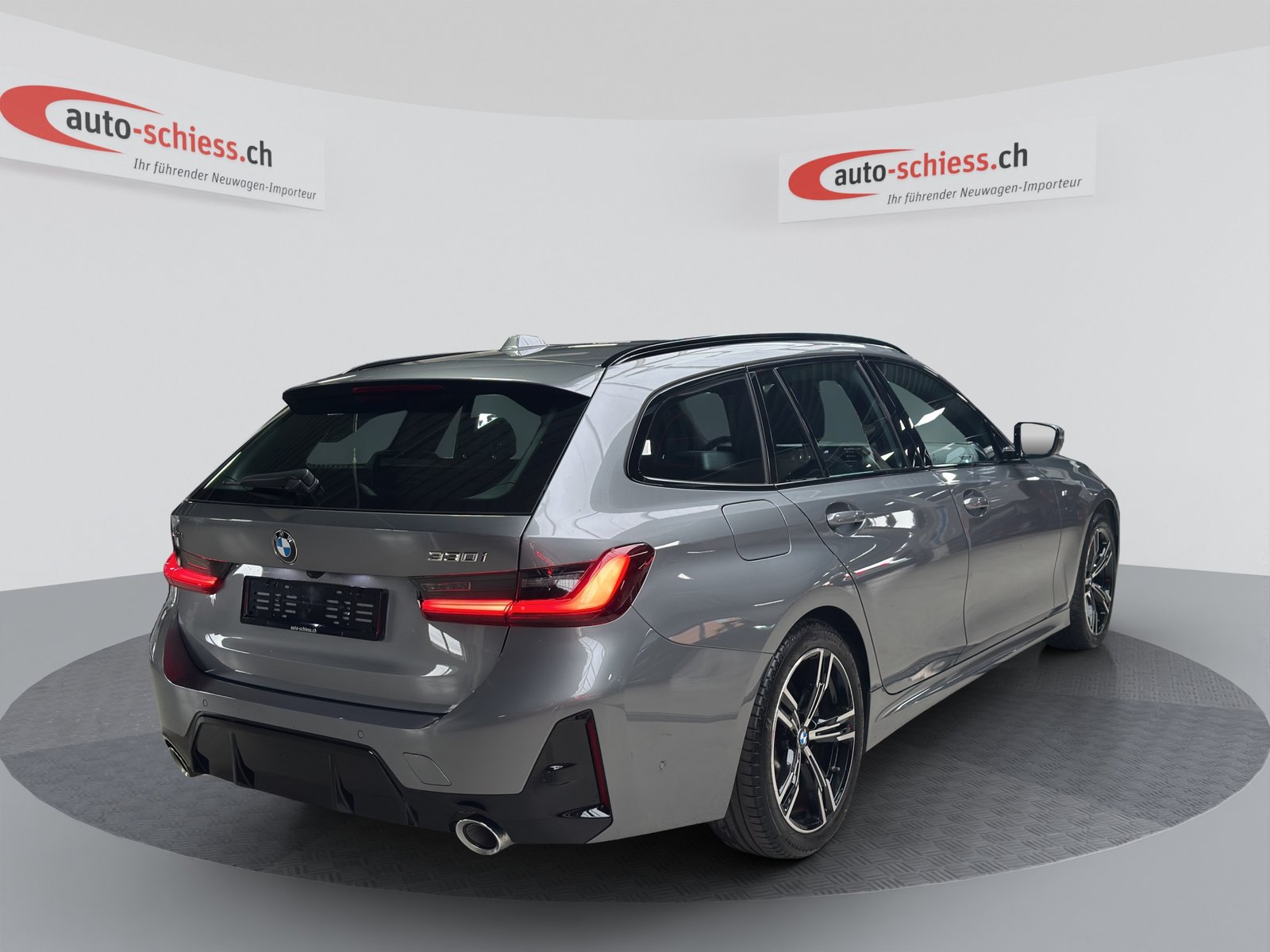 BMW 330i Touring Steptronic M Sport, Benzin, Occasion / Gebraucht, Automatik - 5