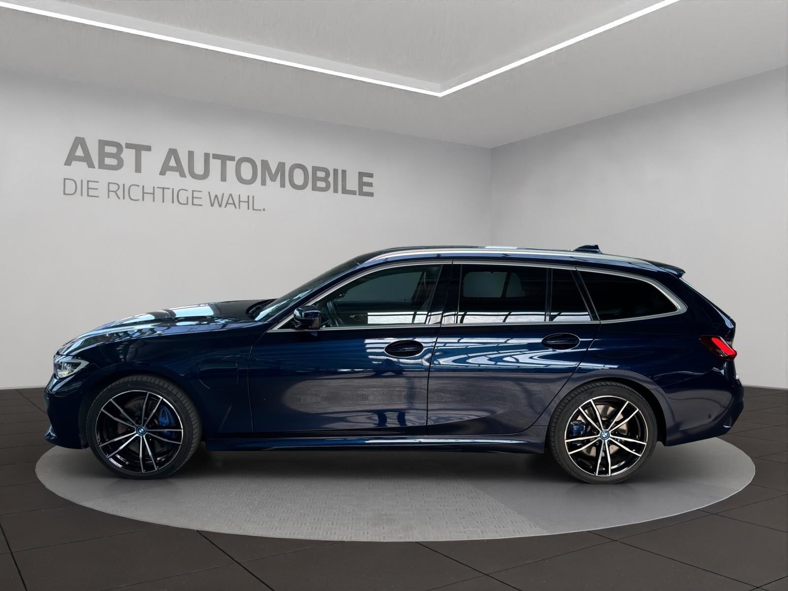 BMW 330e xDrive SAG Touring, Hybride Rechargeable Essence/Électricité, Occasion / Utilisé, Automatique - 3