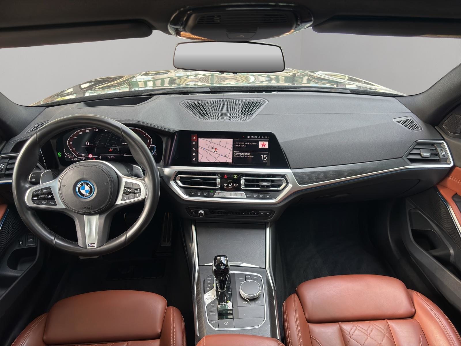 BMW 330e xDrive SAG Touring, Hybride Rechargeable Essence/Électricité, Occasion / Utilisé, Automatique - 7
