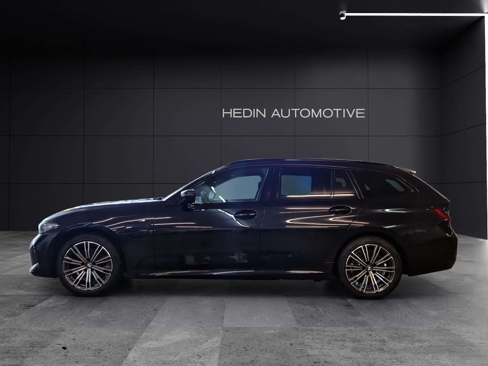 BMW 330e xDrive Touring, Hybride Rechargeable Essence/Électricité, Occasion / Utilisé, Automatique - 2