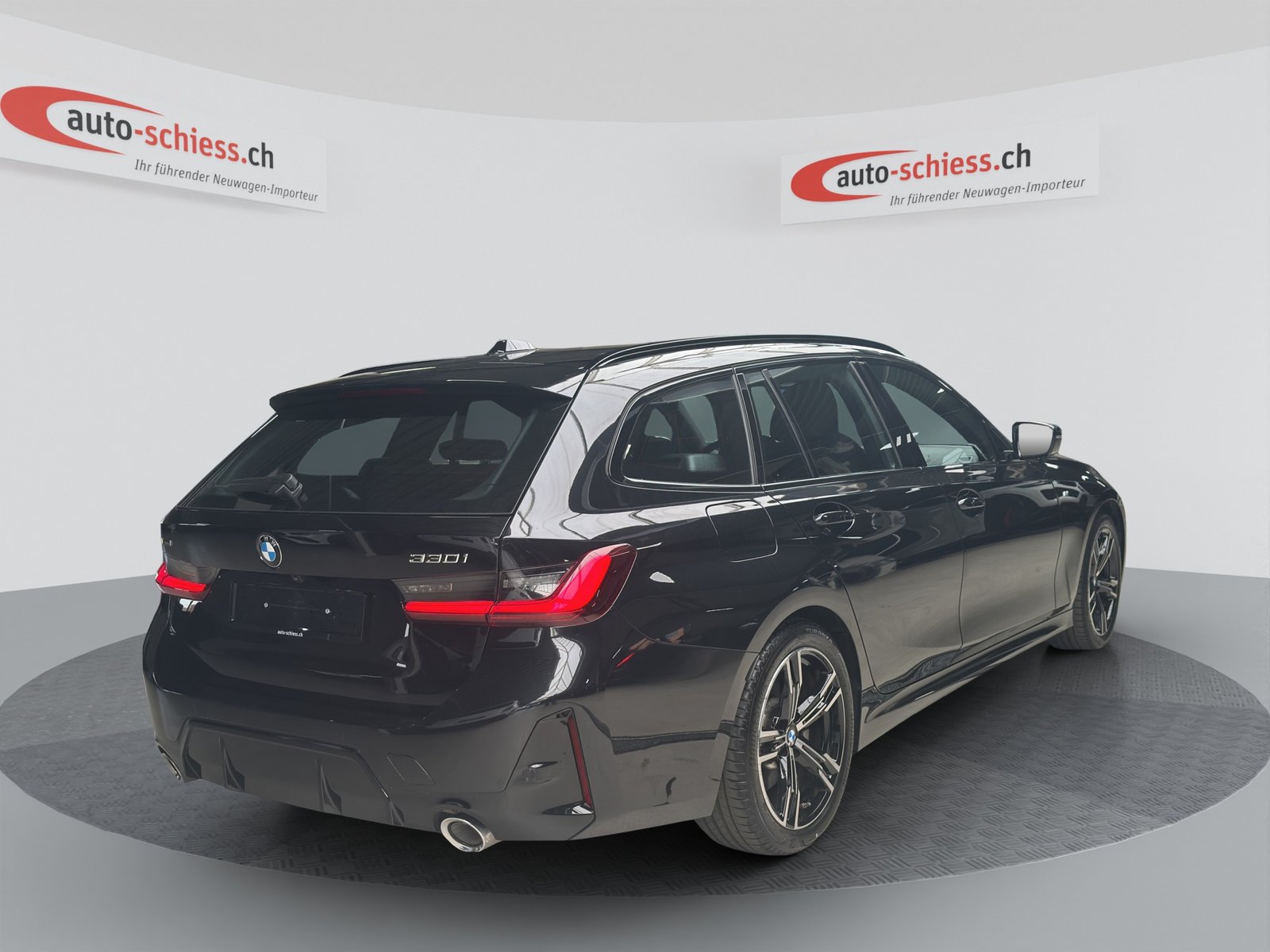 BMW 330i Touring Steptronic M Sport, Benzin, Occasion / Gebraucht, Automatik - 5