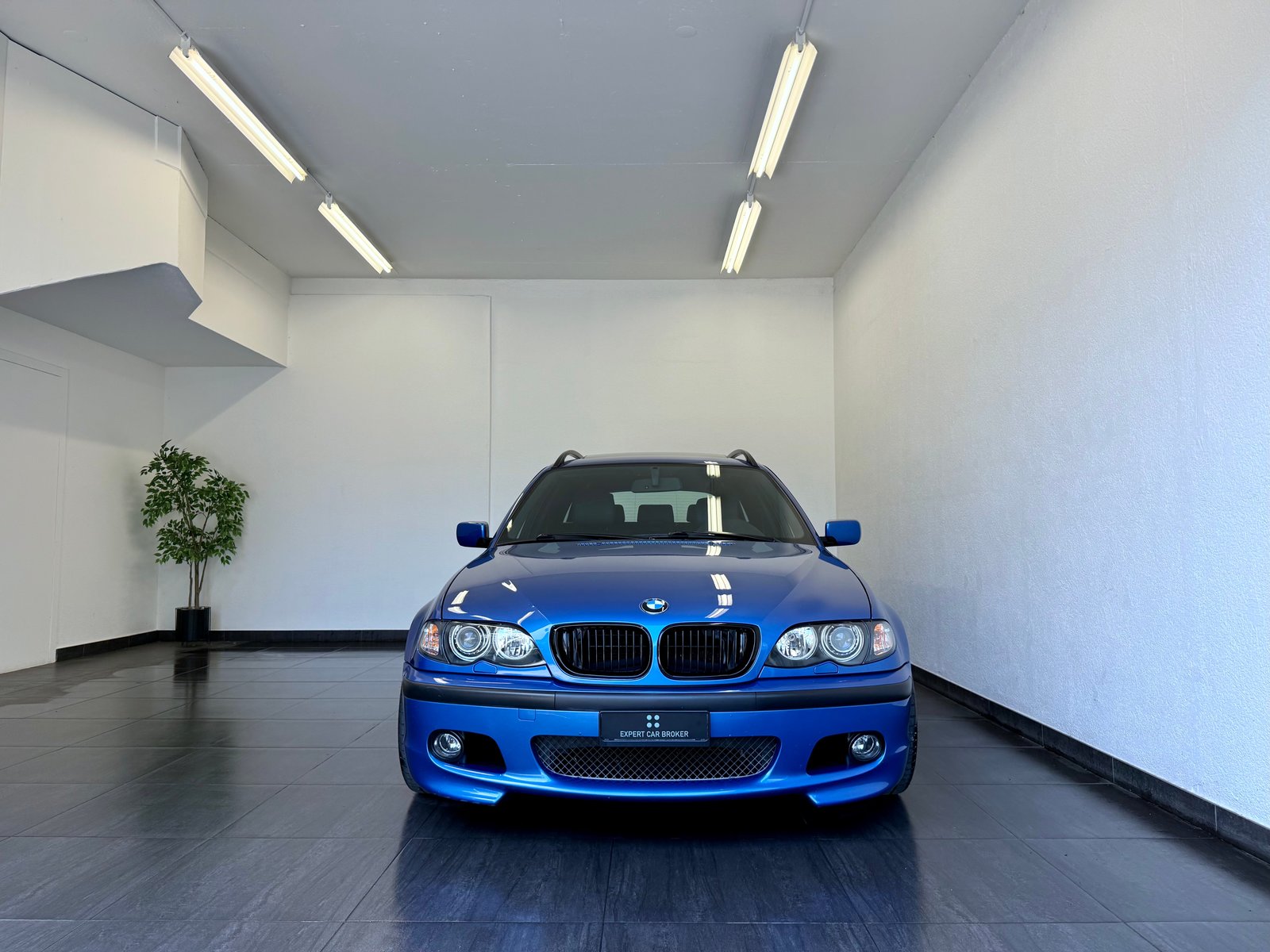 BMW 330i Touring, Petrol, Second hand / Used, Manual - 4