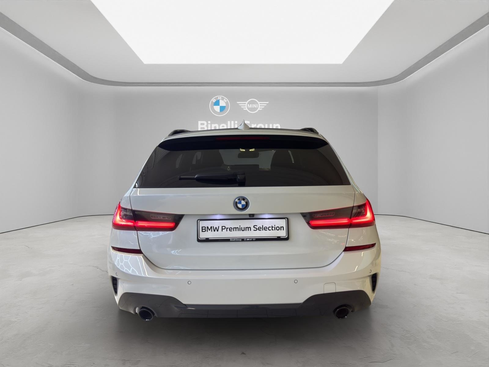 BMW 330e xDrive Touring M-SportPaket, Plug-in-Hybrid Benzin/Elektro, Occasion / Gebraucht, Automatik - 5