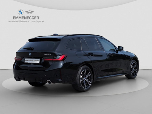 BMW 330e M Sport, Voll-Hybrid Benzin/Elektro, Occasion / Gebraucht, Automatik - 4