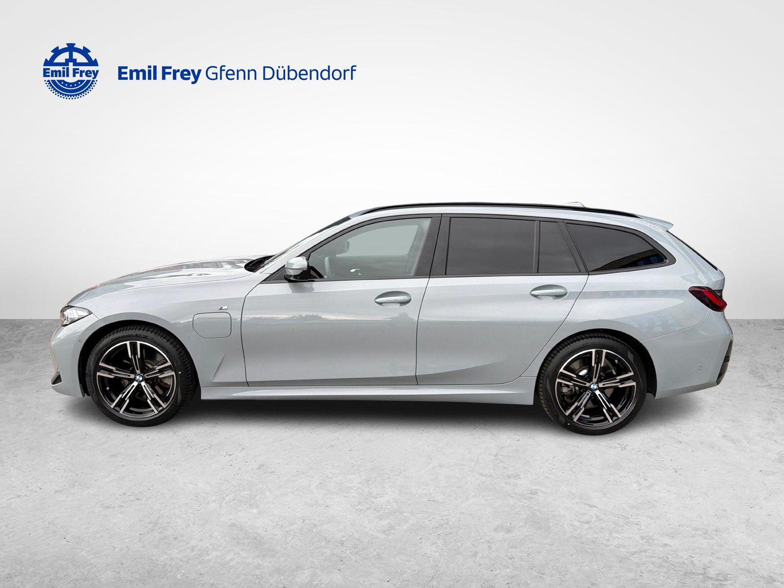 BMW 330e xDrive SAG Touring, Hybride Rechargeable Essence/Électricité, Occasion / Utilisé, Automatique - 5