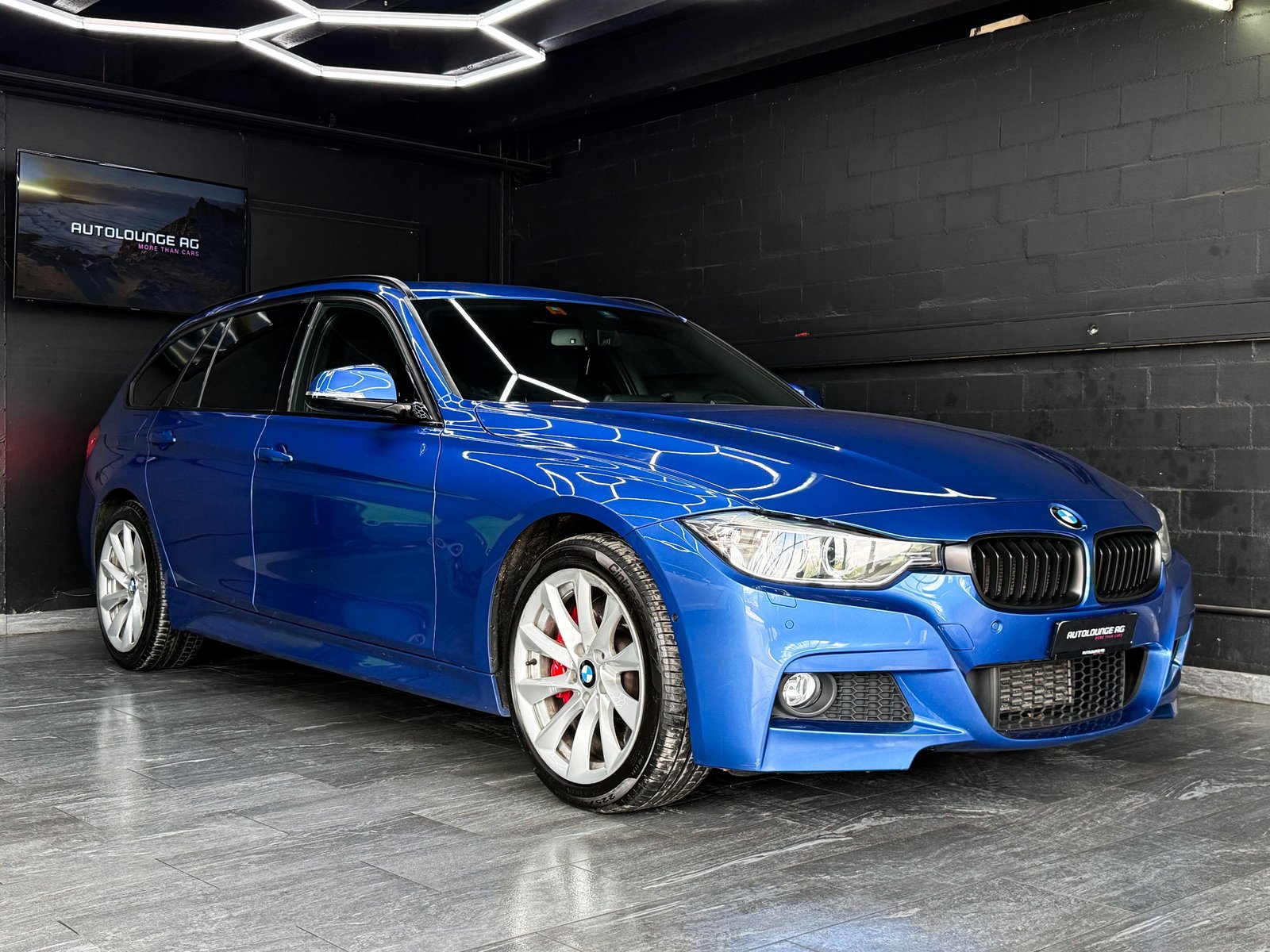 BMW 330d Touring M-Sport Steptronic, Diesel, Second hand / Used, Automatic - 2