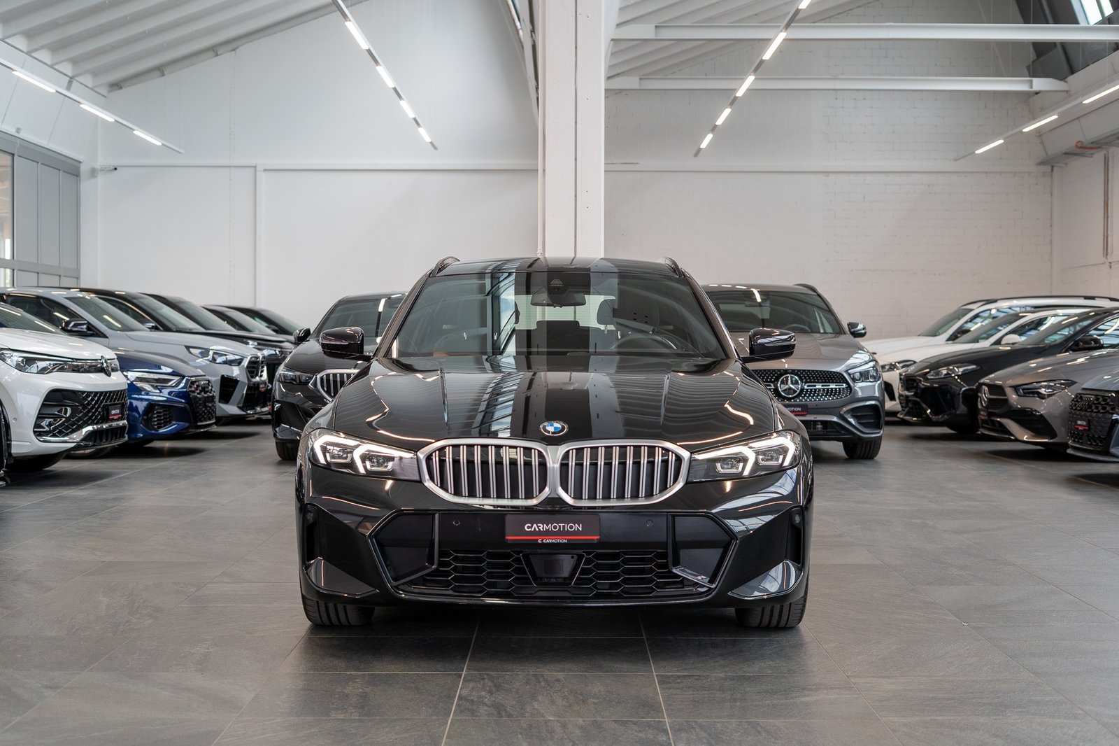 BMW 330i M Sport Touring / LCI / Rückfahrkamera / el, Petrol, Second hand / Used, Automatic - 2
